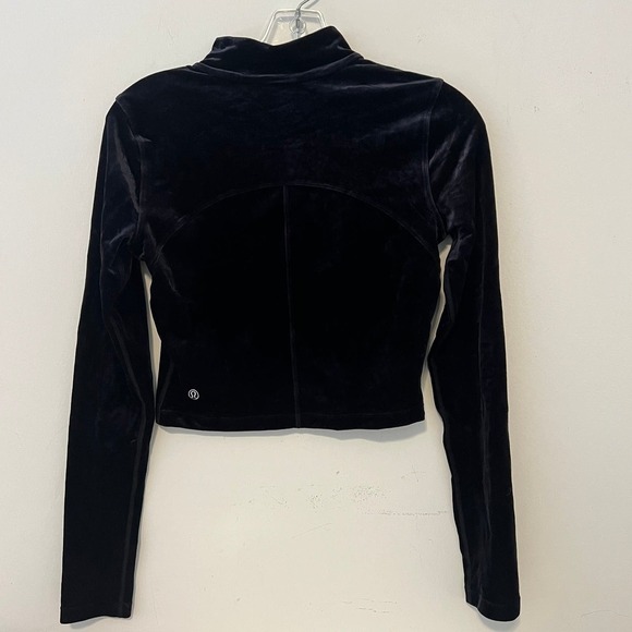 Lululemon Velvet Mock Neck Crop Top Black 6 NWOT - Picture 8 of 10